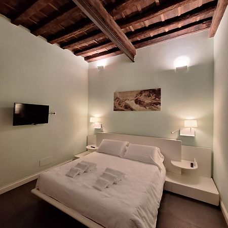 Fiorino Duomo Cozy Suite By Oteego Florencia Exterior foto