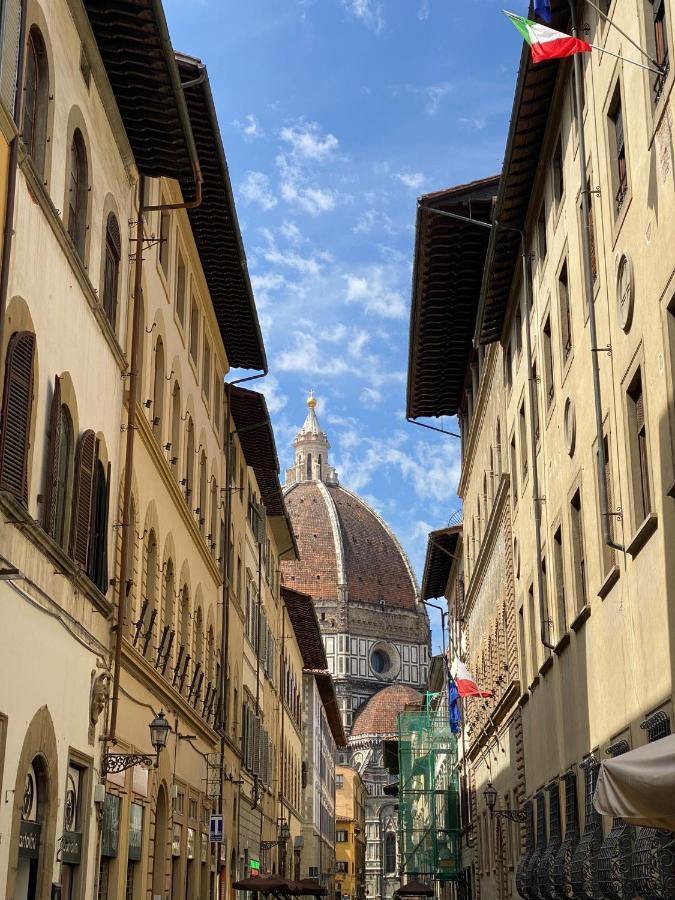 Fiorino Duomo Cozy Suite By Oteego Florencia Exterior foto